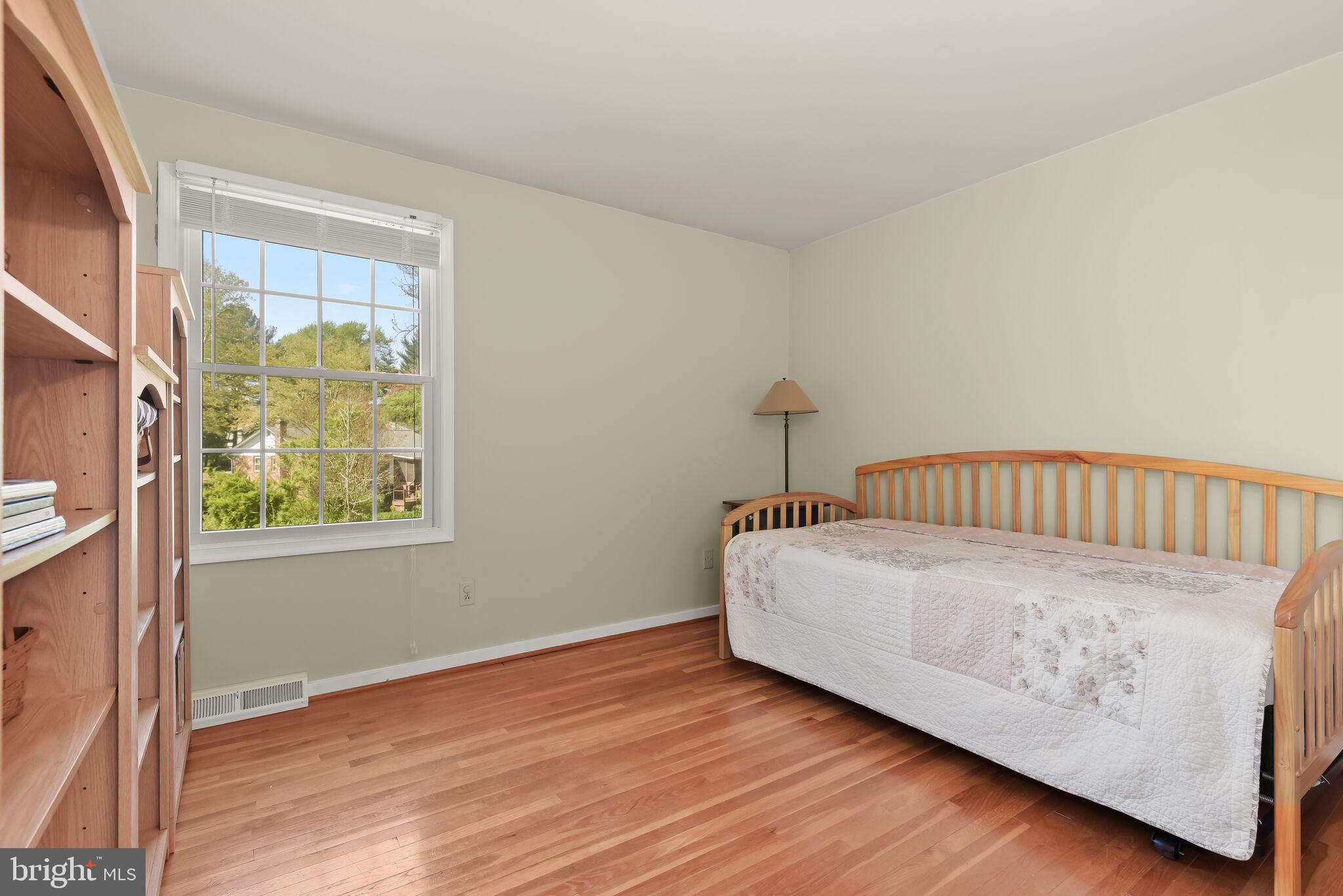 5126 Rondel Place Columbia, MD 21044 - Photo 20 of 42 Bedroom