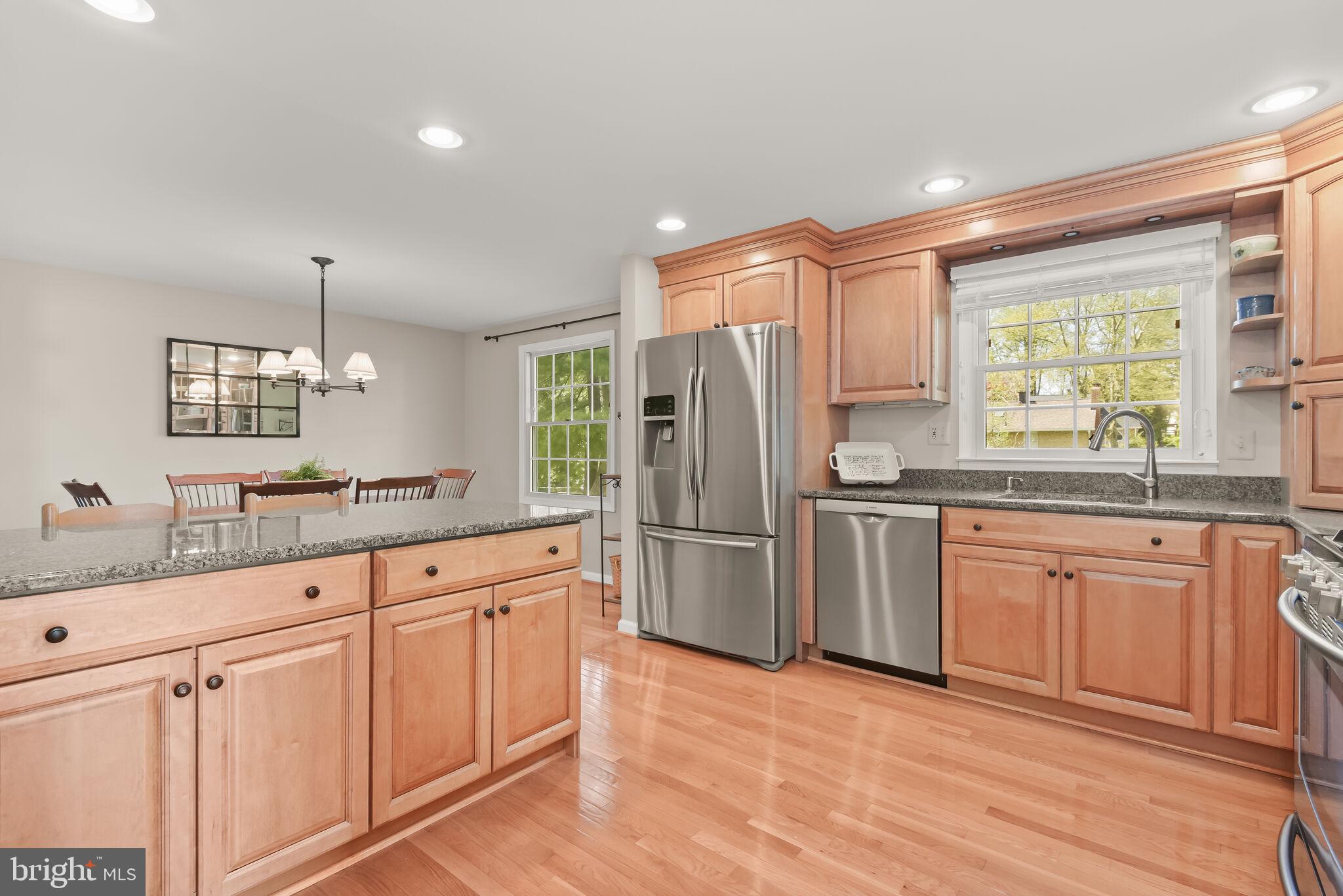 5126 Rondel Place Columbia, MD 21044 - Photo 10 of 42 Kitchen