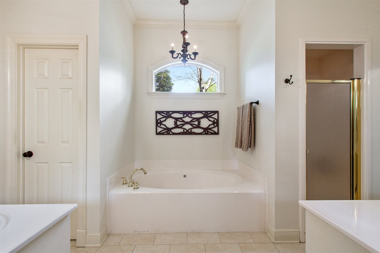 552 Heatherstone Court Ridgeland, MS 39157 - Photo 10 of 18 Photo 10