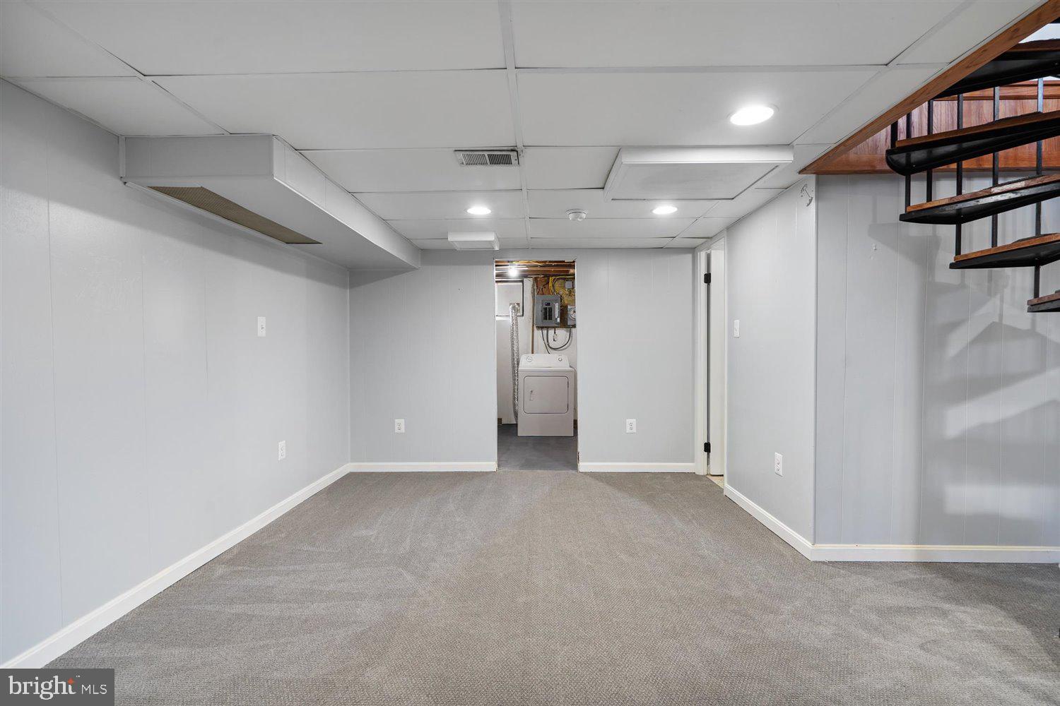 933 Middlesex Road Baltimore, MD 21221 - Photo 21 of 38
