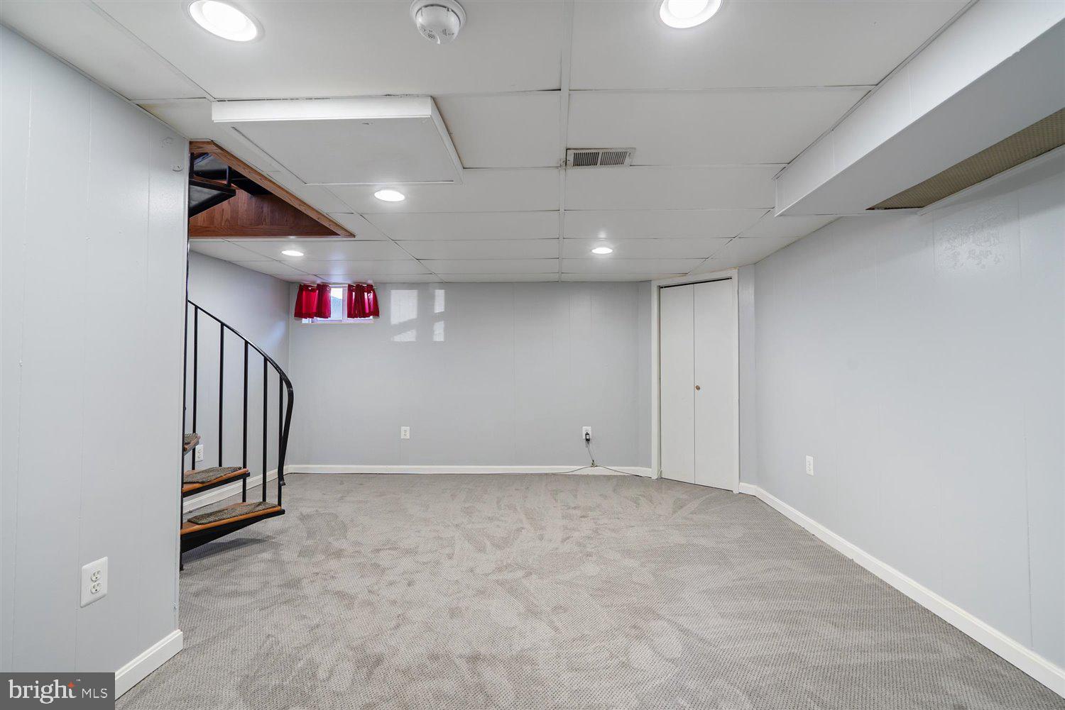 933 Middlesex Road Baltimore, MD 21221 - Photo 22 of 38
