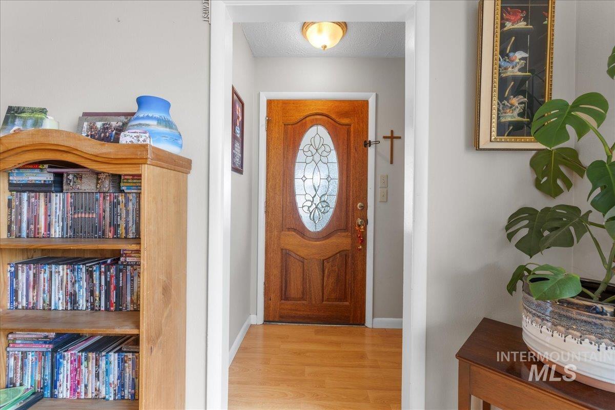 712 Southwest 4th Street Fruitland, ID 83619 - Photo 11 of 22