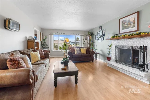 $419,900 | 712 Southwest 4th Street, Fruitland, ID 83619
