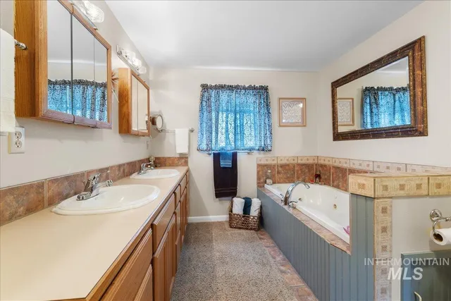 $414,900 | 712 Southwest 4th Street, Fruitland, ID 83619