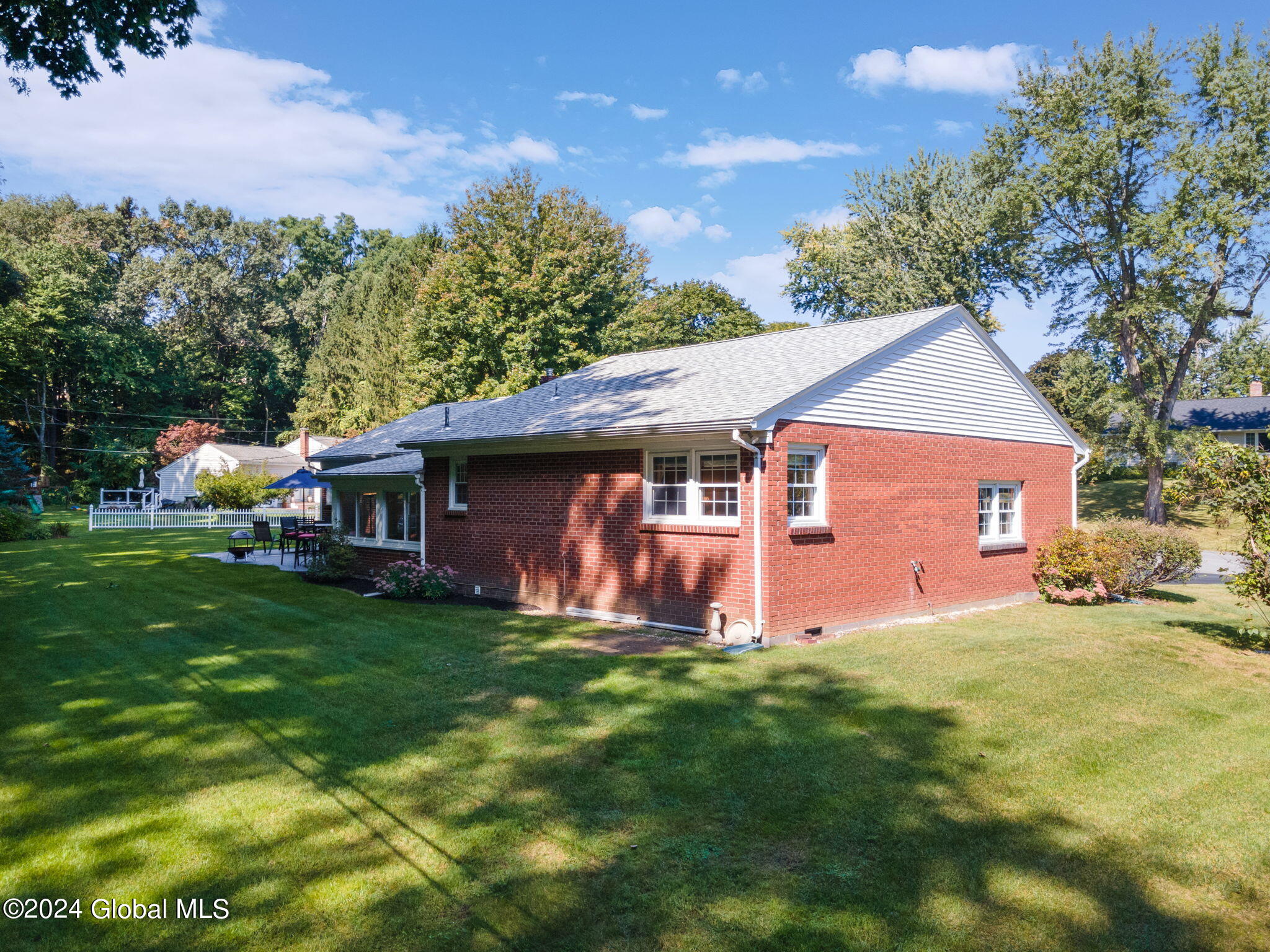 33 Newton Road Albany, NY 12211 - Photo 18 of 20 44-33NewtonRd_44