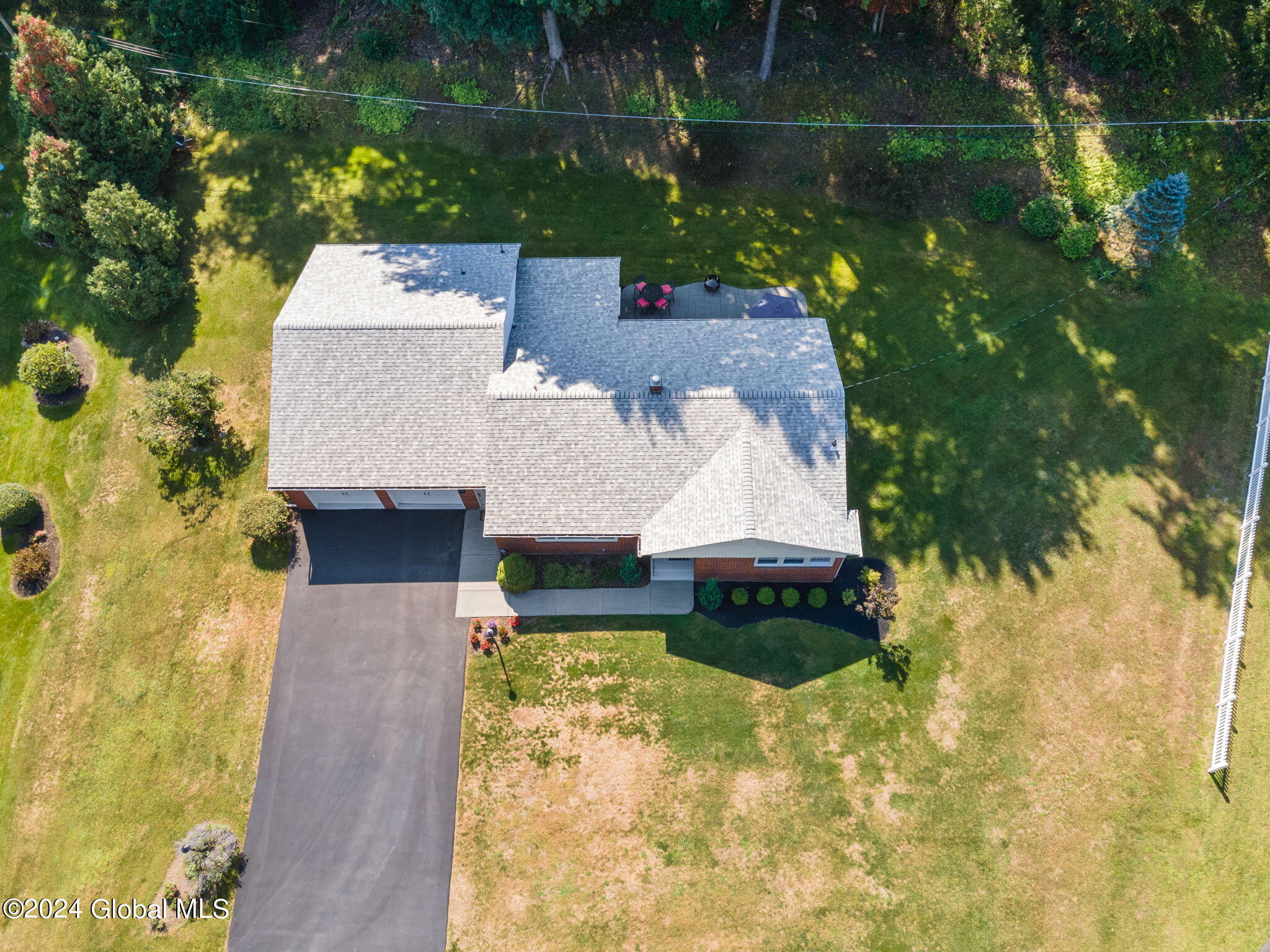 33 Newton Road Albany, NY 12211 - Photo 19 of 20 45-33NewtonRd_45