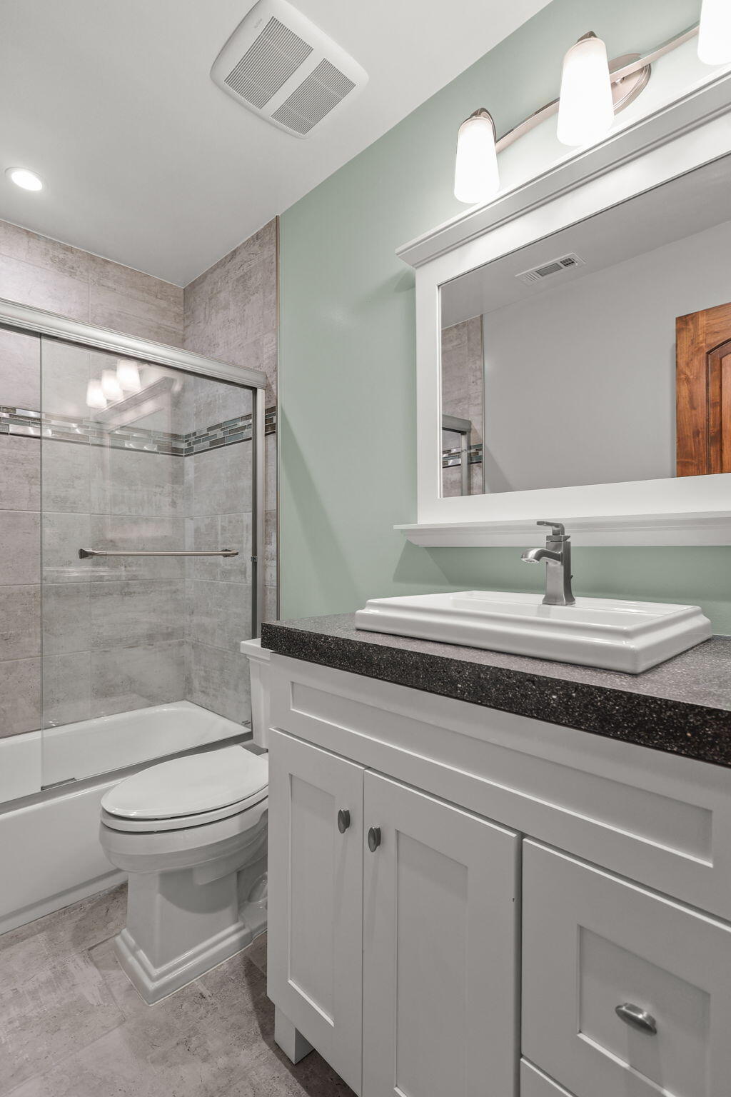 4315 Webb Road Anderson, CA 96007 - Photo 31 of 49 a bathroom with a sink a toilet and shower