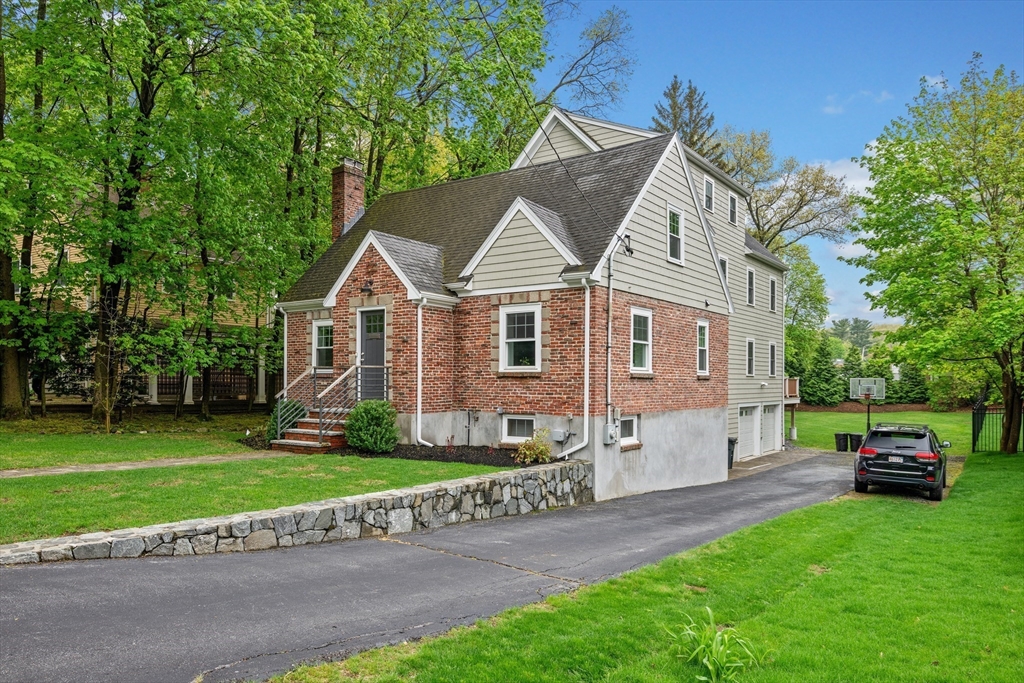 26 Downing Road Lexington, MA 02421 - Photo 2 of 39