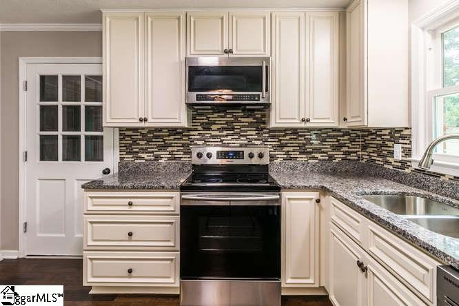 408 Smith Hines Road Greenville, SC 29607 - Photo 11 of 36 Gallery Image 11