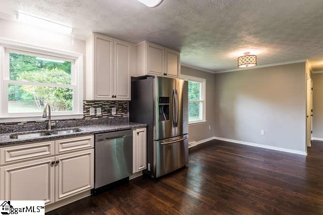 408 Smith Hines Road Greenville, SC 29607 - Photo 13 of 36 Gallery Image 13