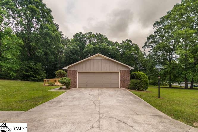 408 Smith Hines Road Greenville, SC 29607 - Photo 5 of 36 Gallery Image 5