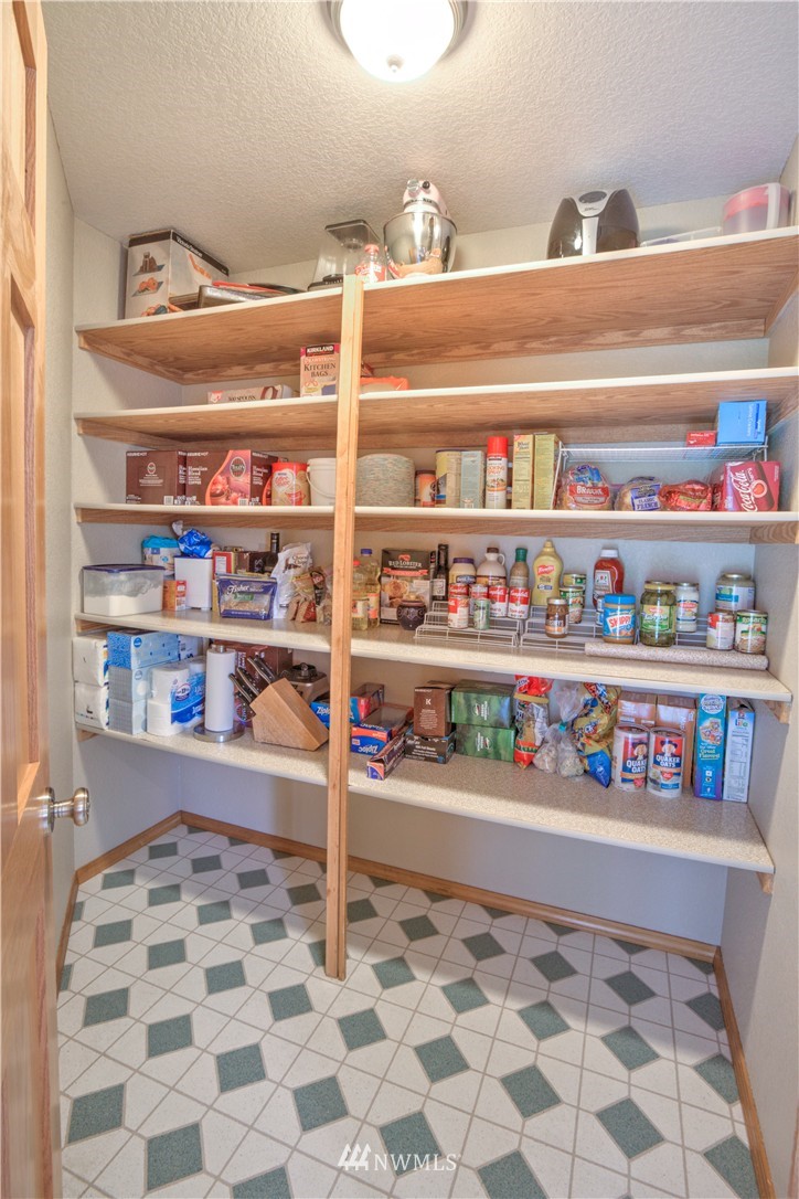 7736 Fairview Road Southwest Tumwater, WA 98512 - Photo 8 of 25