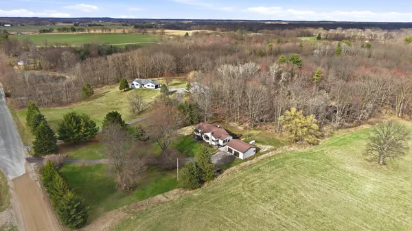 $300,000 | Undisclosed Address, Greenville, MI 48838