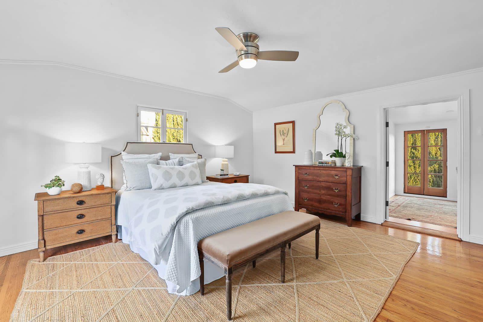 960 Rosemount Road Glendale, CA 91207 - Photo 30 of 75 Master B 1