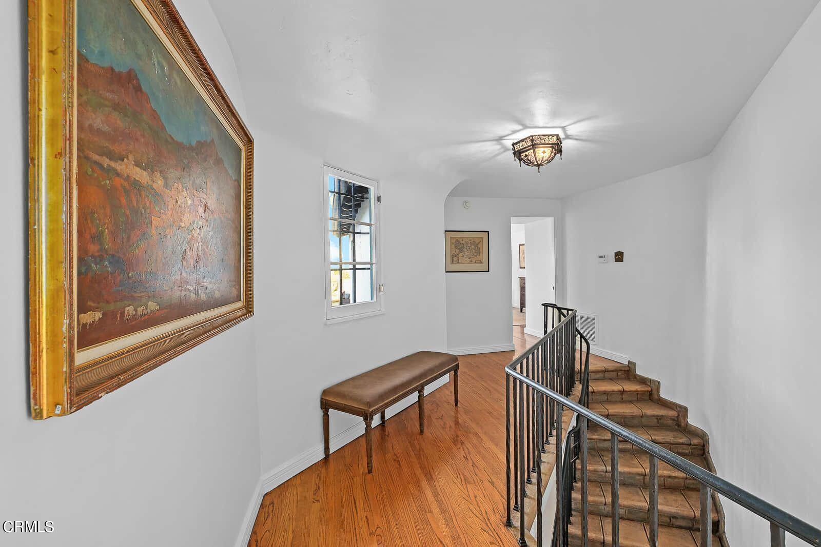 960 Rosemount Road Glendale, CA 91207 - Photo 39 of 75 Upstairs Hall