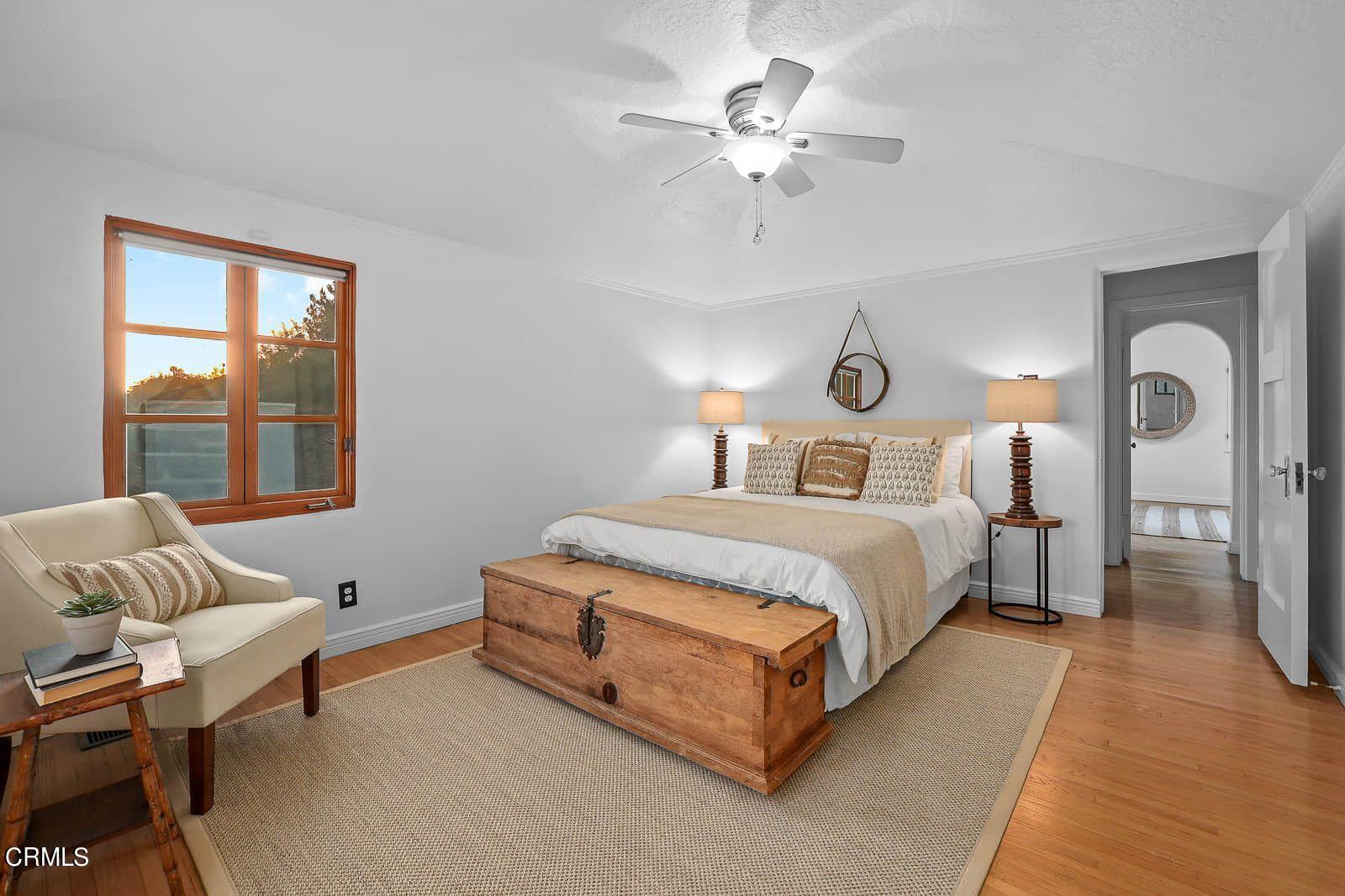 960 Rosemount Road Glendale, CA 91207 - Photo 44 of 75 Bedroom 3