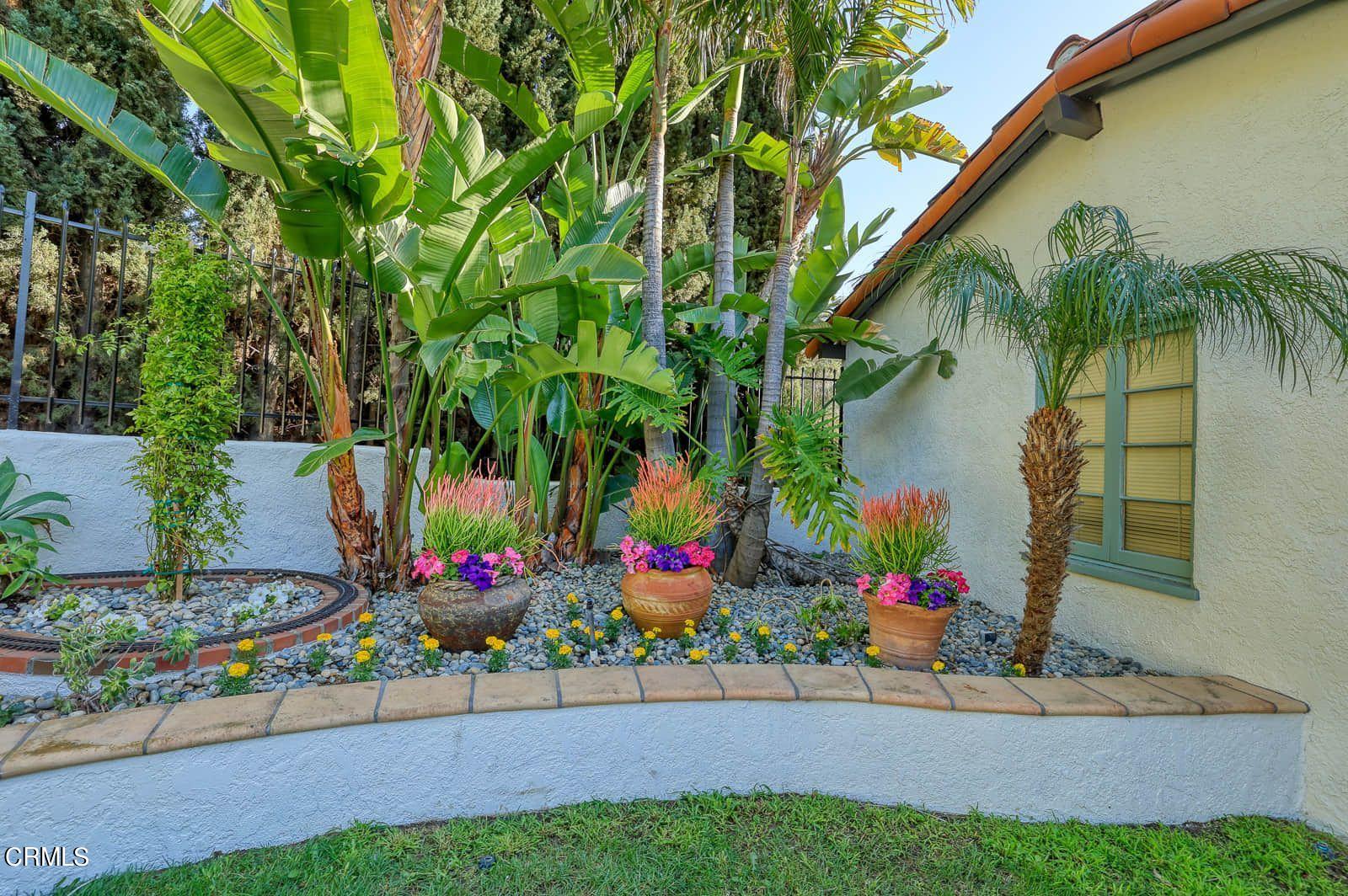 960 Rosemount Road Glendale, CA 91207 - Photo 62 of 75 Pots