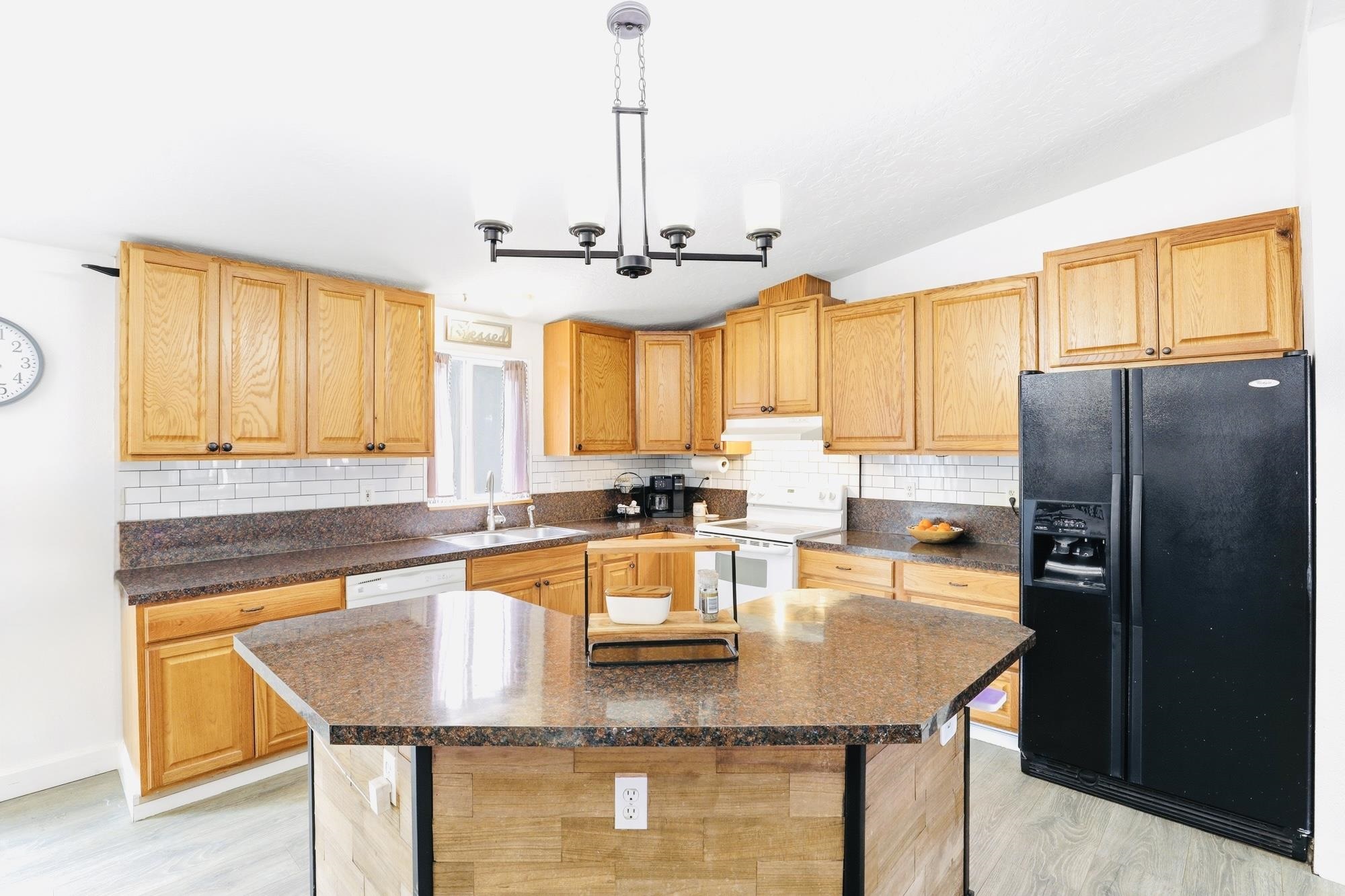8601 West Crosscut Road Deer Park, WA 99006 - Photo 9 of 48 Gallery Image 9