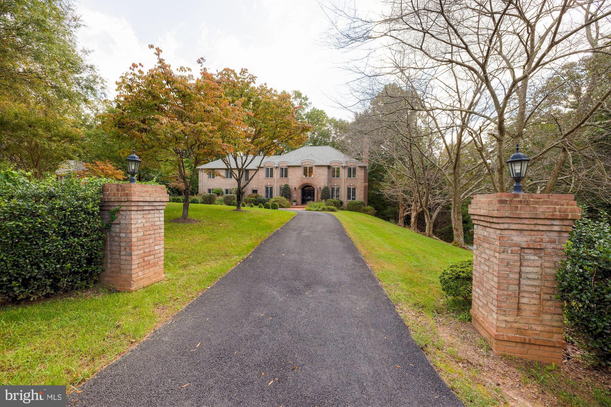 685 Potomac River Road McLean, VA 22102 - Photo 1 of 60 685 Potomac River Road