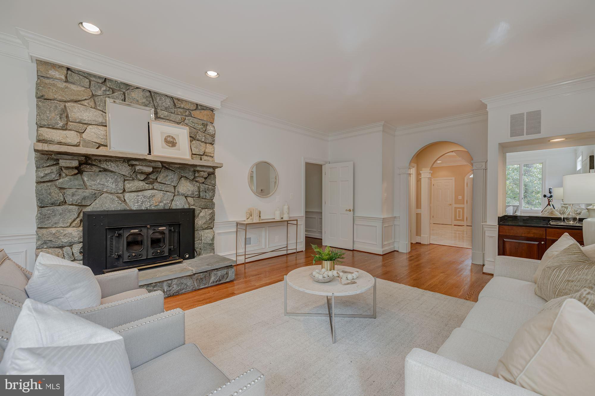 685 Potomac River Road McLean, VA 22102 - Photo 12 of 60