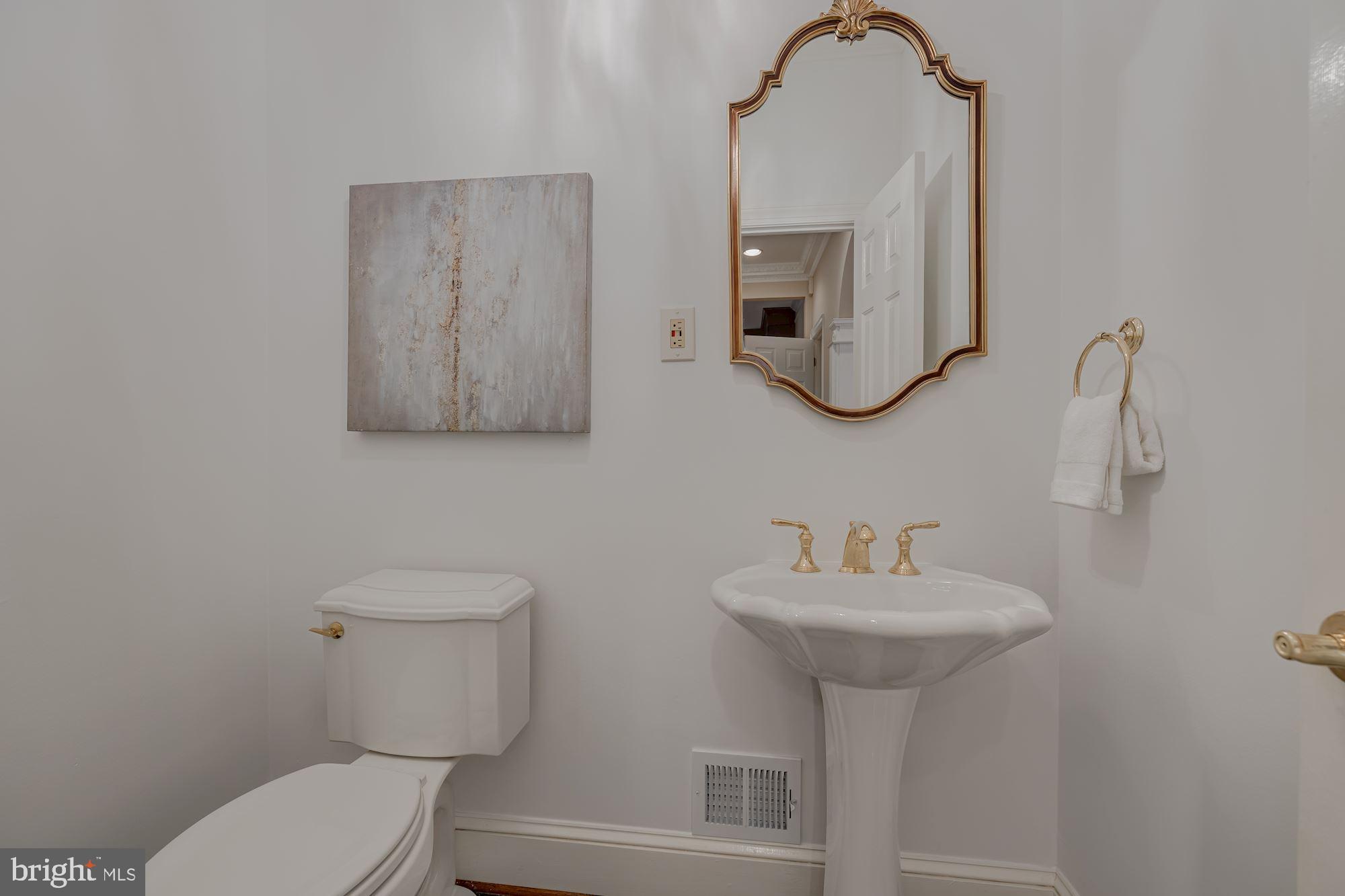 685 Potomac River Road McLean, VA 22102 - Photo 23 of 60 1 of 2 Powder Rooms
