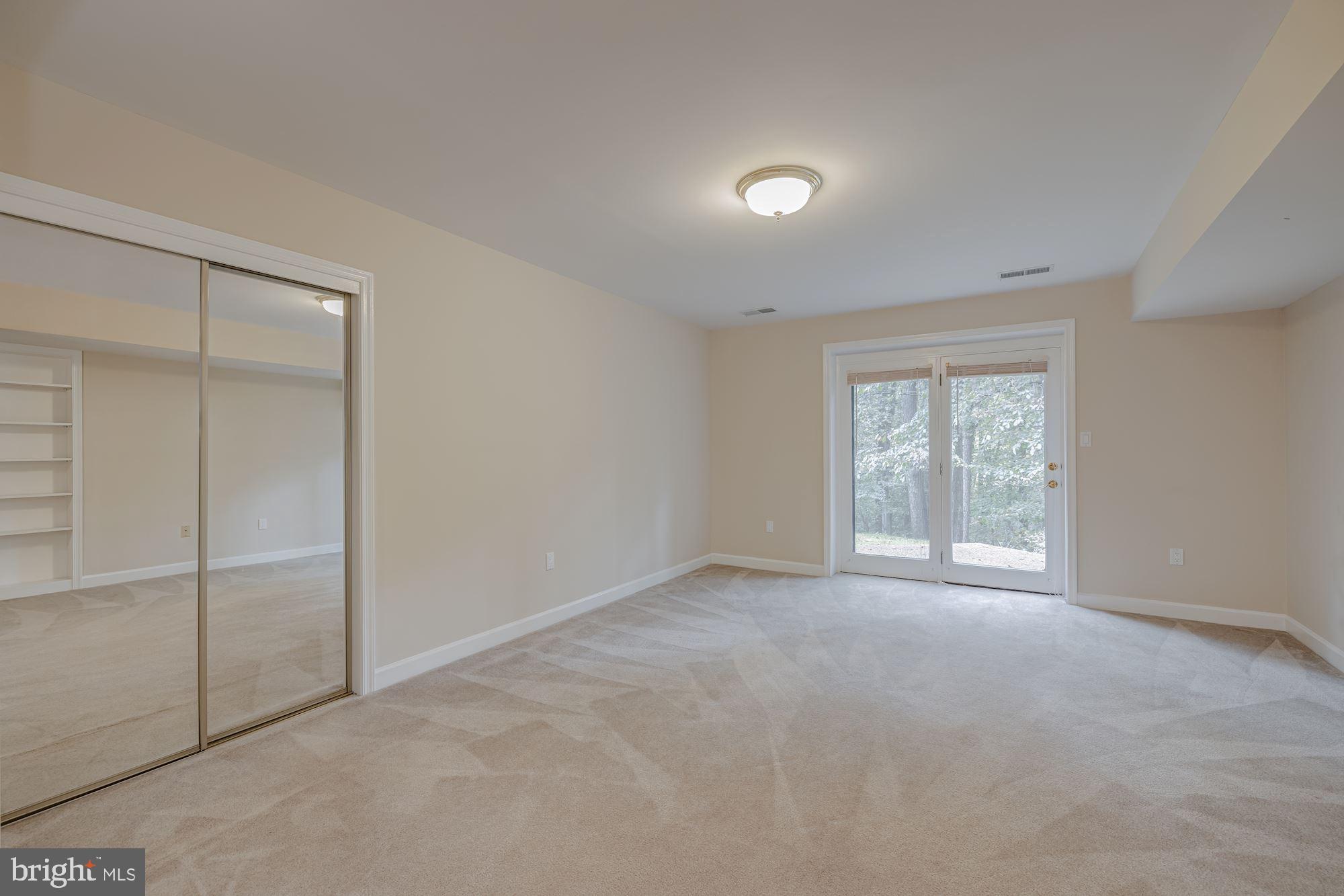 685 Potomac River Road McLean, VA 22102 - Photo 48 of 60 Bedroom 6