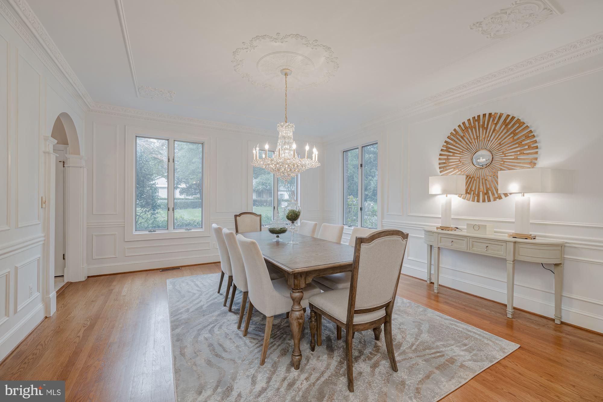 685 Potomac River Road McLean, VA 22102 - Photo 8 of 60 Dining Room