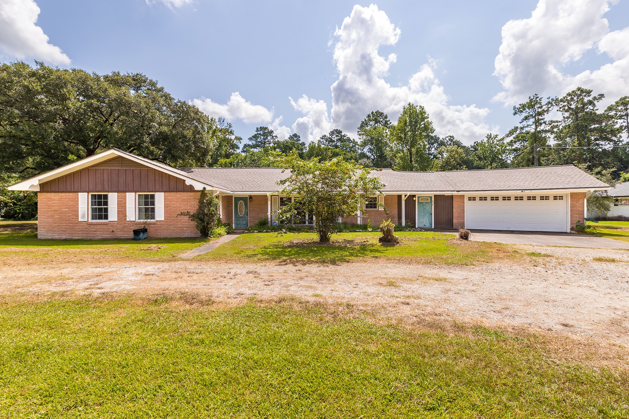 536 Wallisville Road Liberty, TX 77575 - Photo 2 of 44 Gallery Image 2