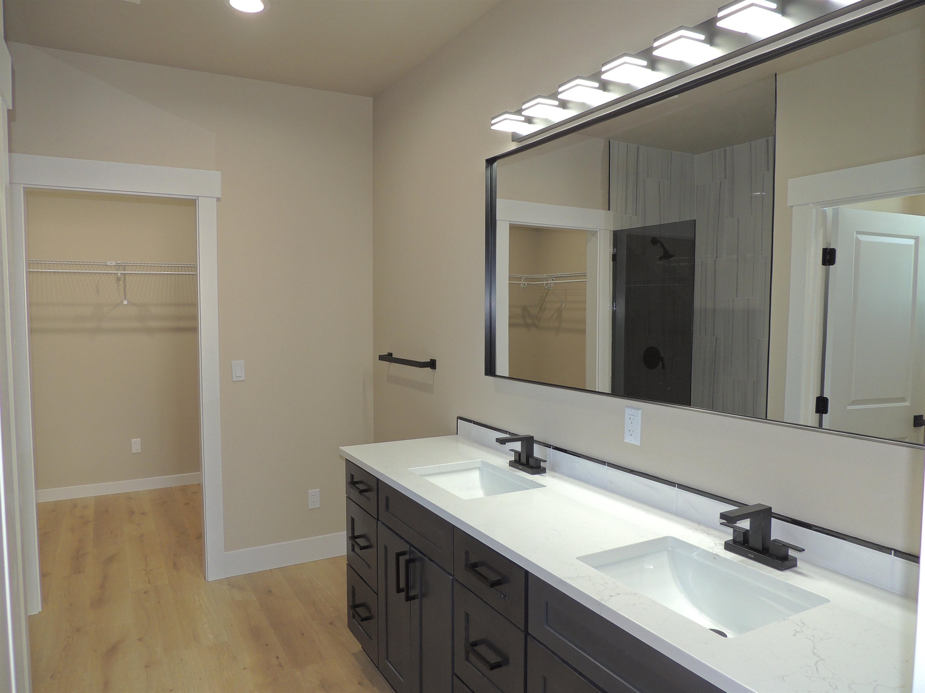 516 Southwest Alder Street Wilbur, WA 99185 - Photo 11 of 21