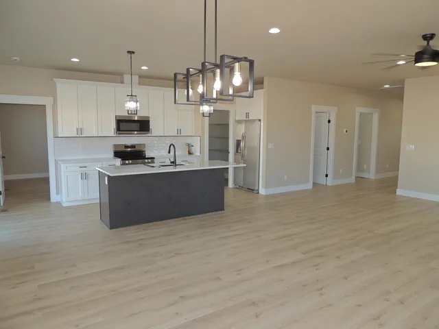 $349,000 | 516 Southwest Alder Street, Wilbur, WA 99185