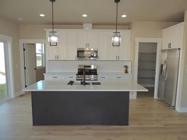 $349,000 | 516 Southwest Alder Street, Wilbur, WA 99185