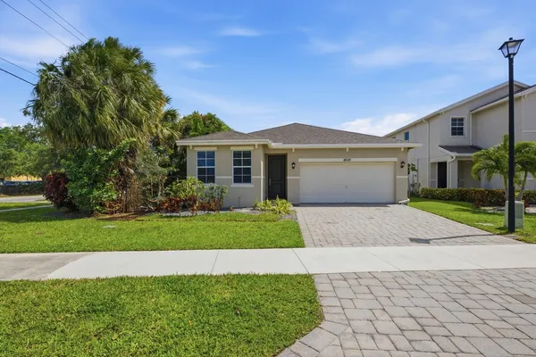 $3,500 | 4010 Tomoka Drive, Lake Worth, FL 33463