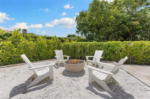 $2,695,000 | 2274 Hawksridge Drive, Naples, FL 34105