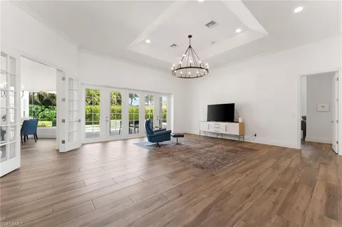 $2,695,000 | 2274 Hawksridge Drive, Naples, FL 34105