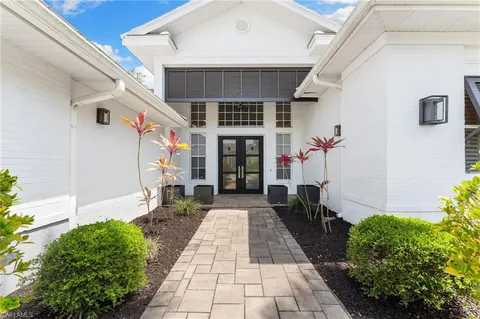 $2,695,000 | 2274 Hawksridge Drive, Naples, FL 34105