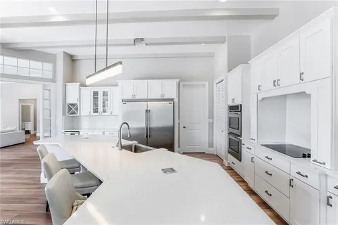 $2,695,000 | 2274 Hawksridge Drive, Naples, FL 34105