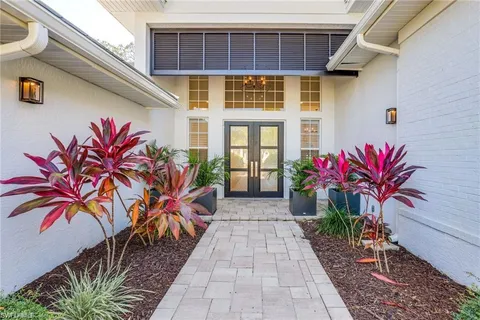 $2,695,000 | 2274 Hawksridge Drive, Naples, FL 34105