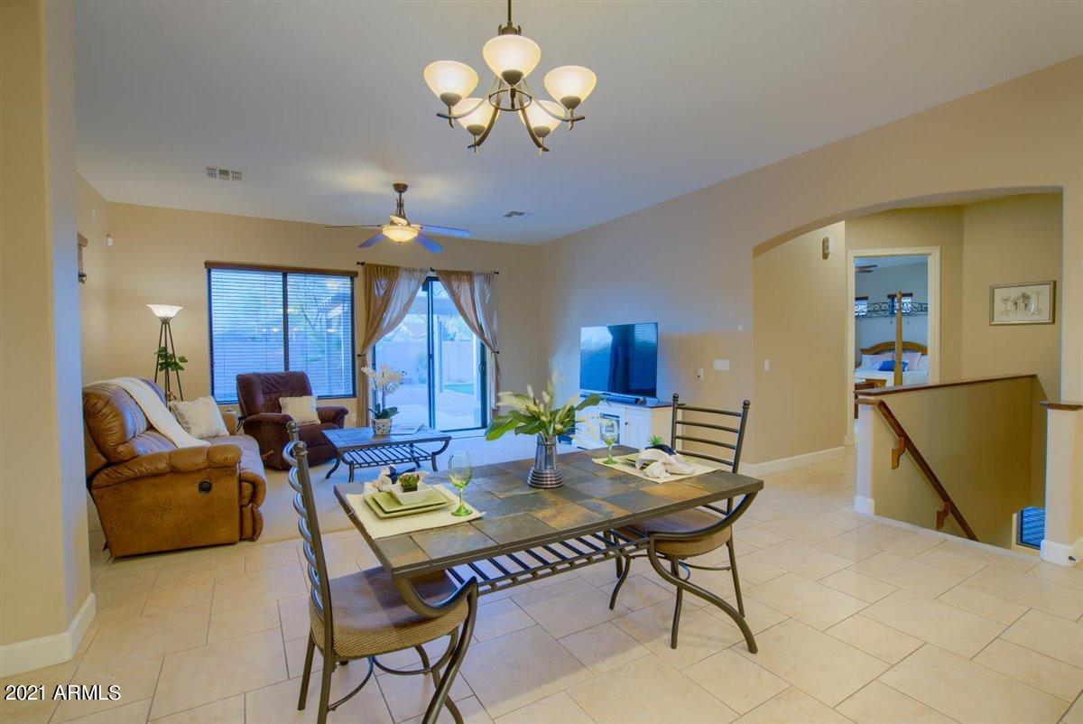 15830 West Berkeley Road Goodyear, AZ 85395 - Photo 17 of 43 16-Dining Room
