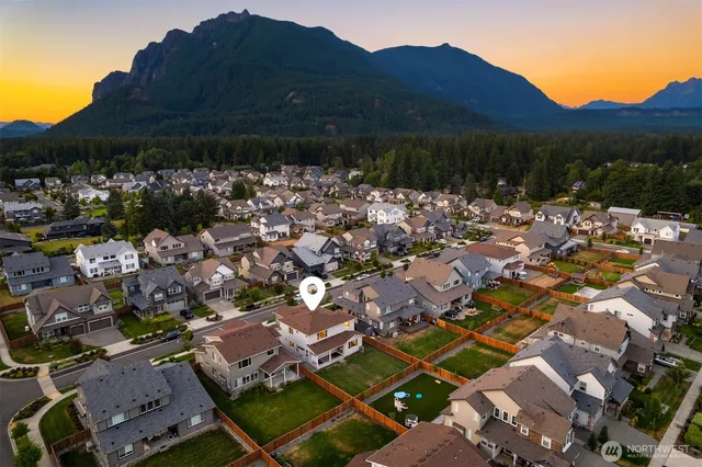 a view of outdoor space and city view