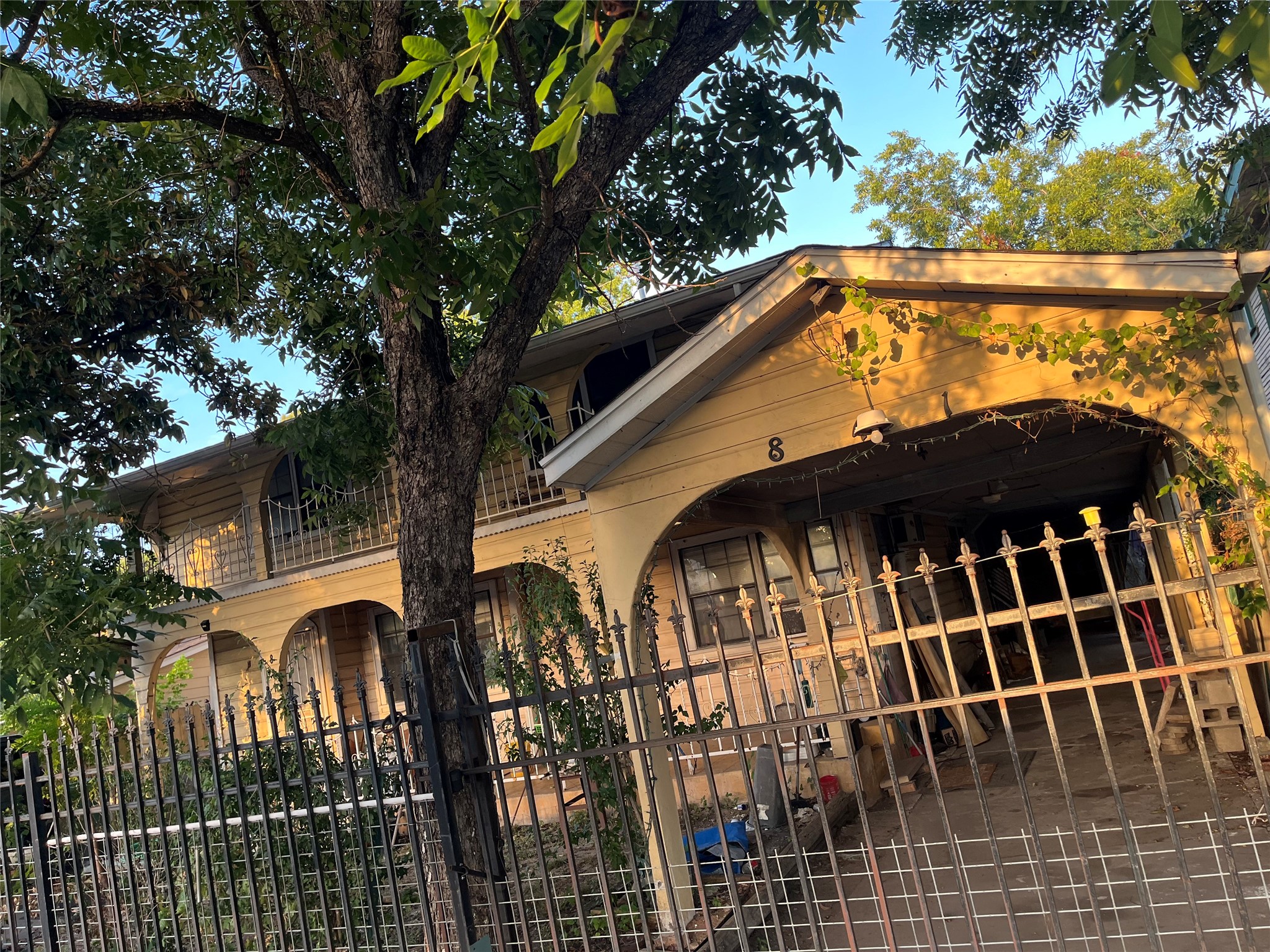 841 Rouse Street Houston, TX 77020 - Photo 2 of 25 Gallery Image 2