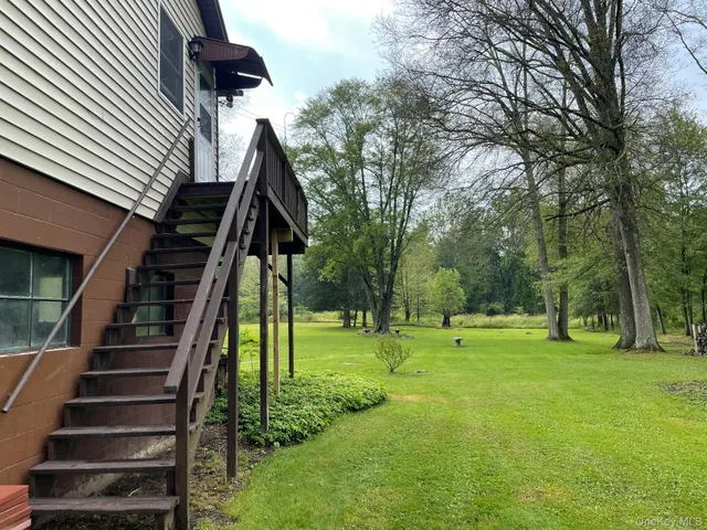 a view of outdoor space