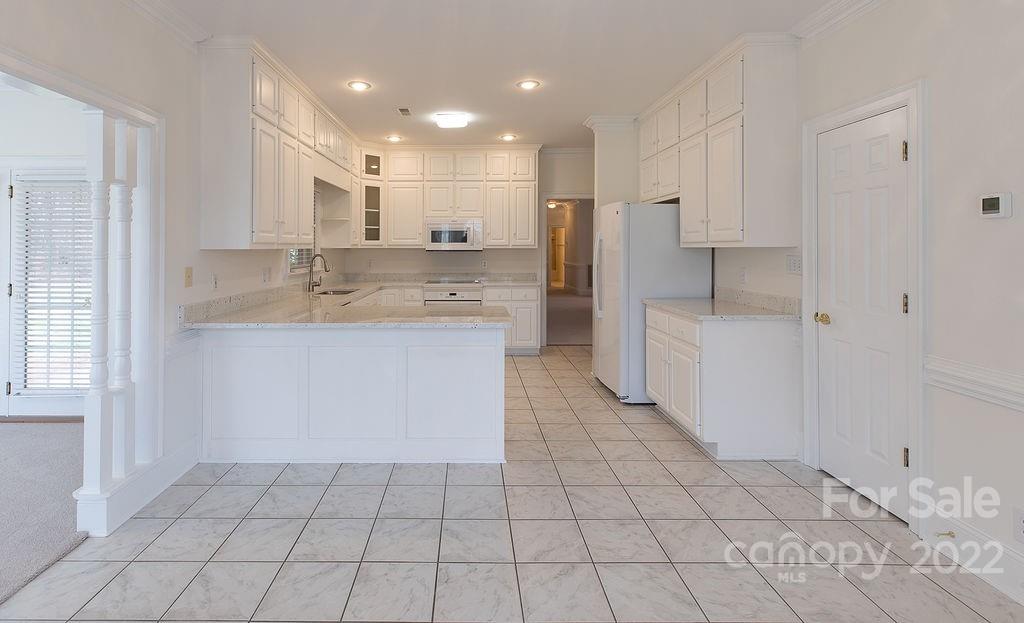 13956 Idlewild Road Matthews, NC 28105 - Photo 11 of 46 Gallery Image 11