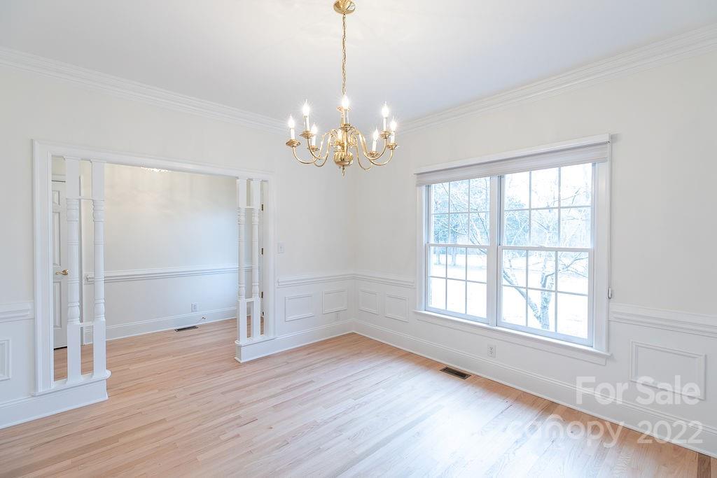 13956 Idlewild Road Matthews, NC 28105 - Photo 8 of 46 Gallery Image 8