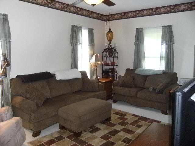 232 Cross Over Road Lacon, IL 61540 - Photo 3 of 14 Gallery Image 3