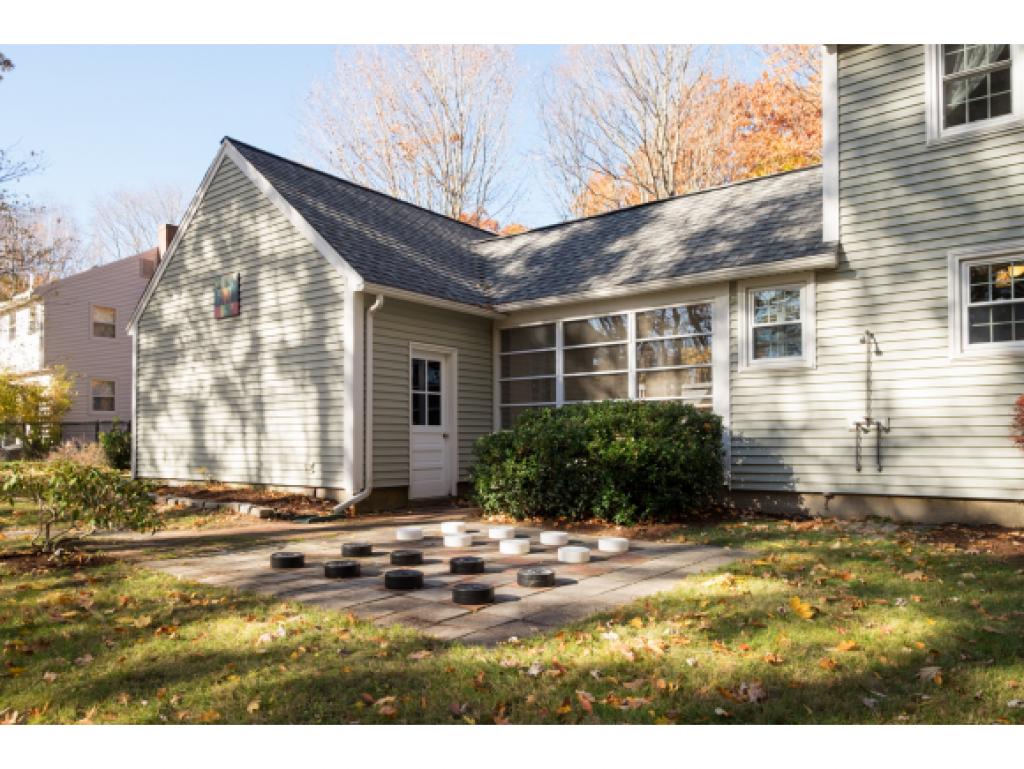 6 Hampshire Road North Hampton, NH 03862 - Photo 17 of 33