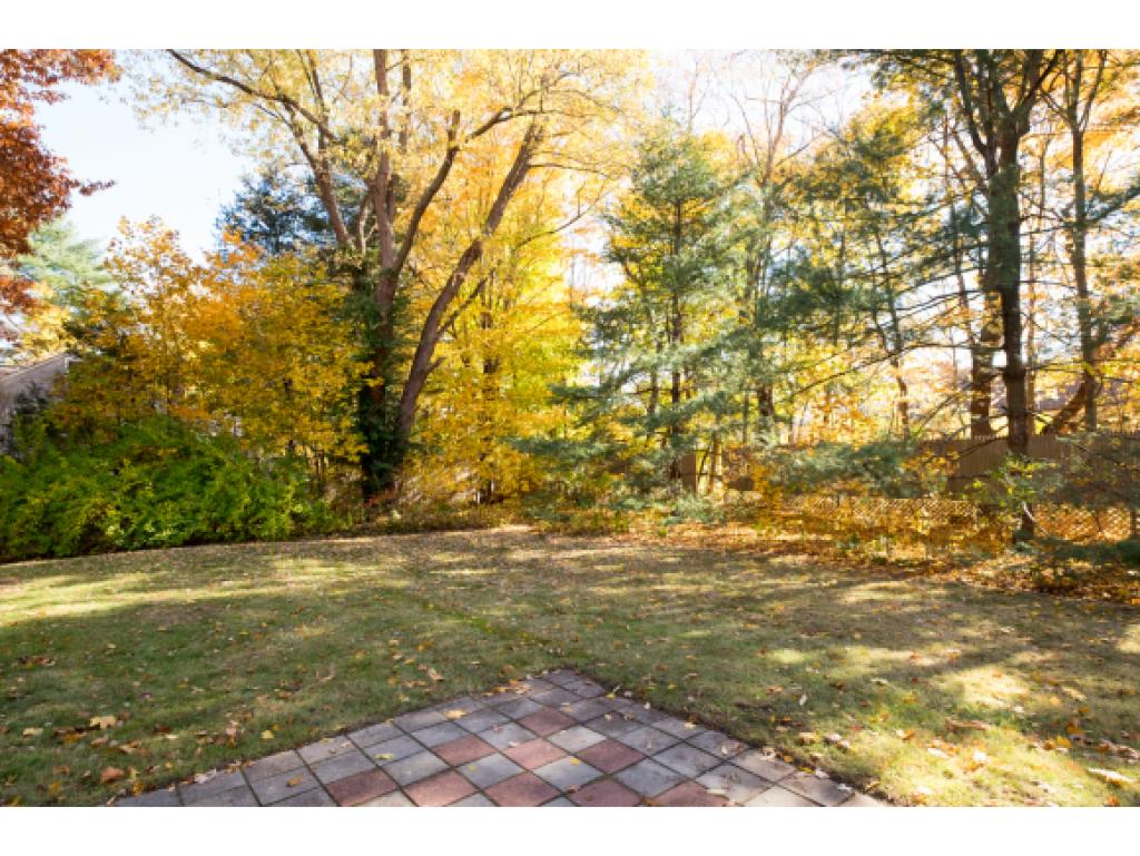 6 Hampshire Road North Hampton, NH 03862 - Photo 21 of 33