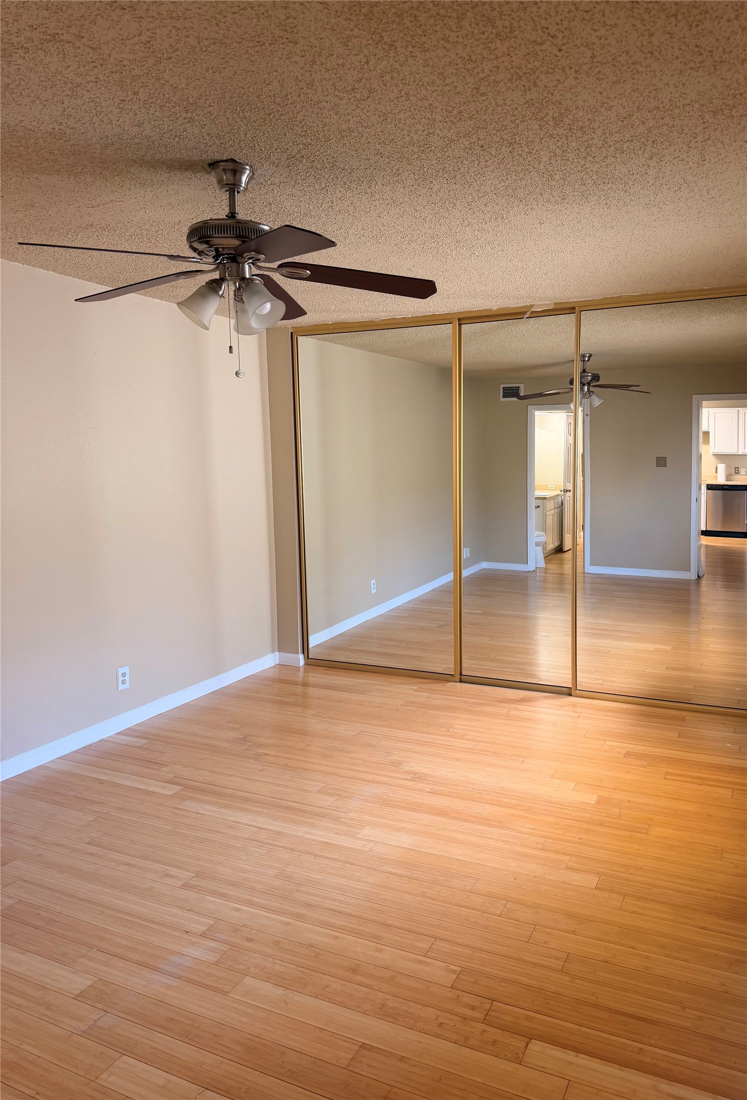 3115 Helms Street, Unit 313 Austin, TX 78705 - Photo 6 of 7