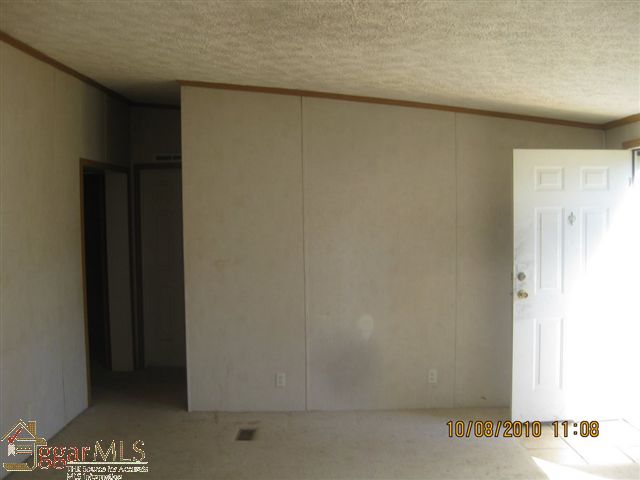143 Evelyn Road Easley, SC 29640 - Photo 3 of 11 Gallery Image 3