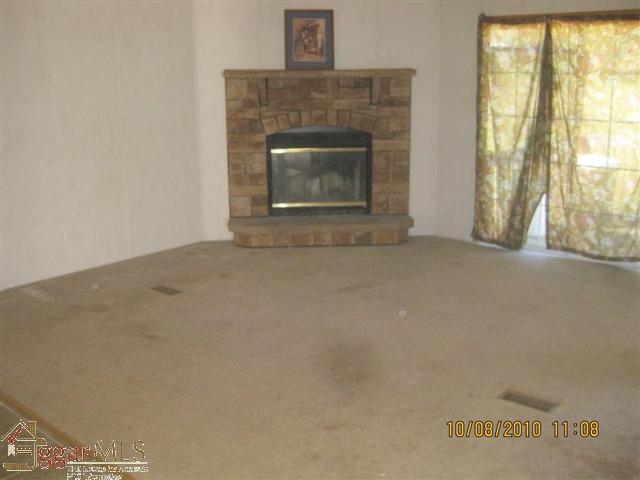 143 Evelyn Road Easley, SC 29640 - Photo 4 of 11 Gallery Image 4