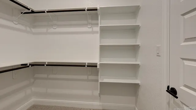 $799,900 | 200 Violet Way, Castroville, TX 78009